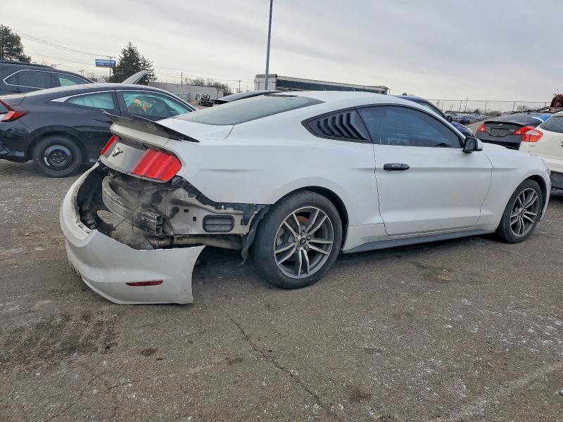 Photo 3 from auction – 2016 FORD MUSTANG with VIN 1FA6P8TH6G5211440