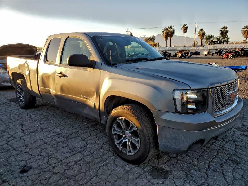 Photo 4 from auction – 2008 CHEVROLET SILVERADO with VIN 2GCEC19CX81101045
