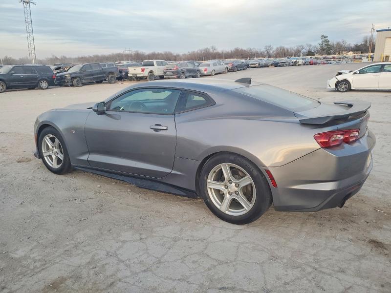Photo 2 from auction – 2019 CHEVROLET CAMARO LS with VIN 1G1FB1RX0K0138630