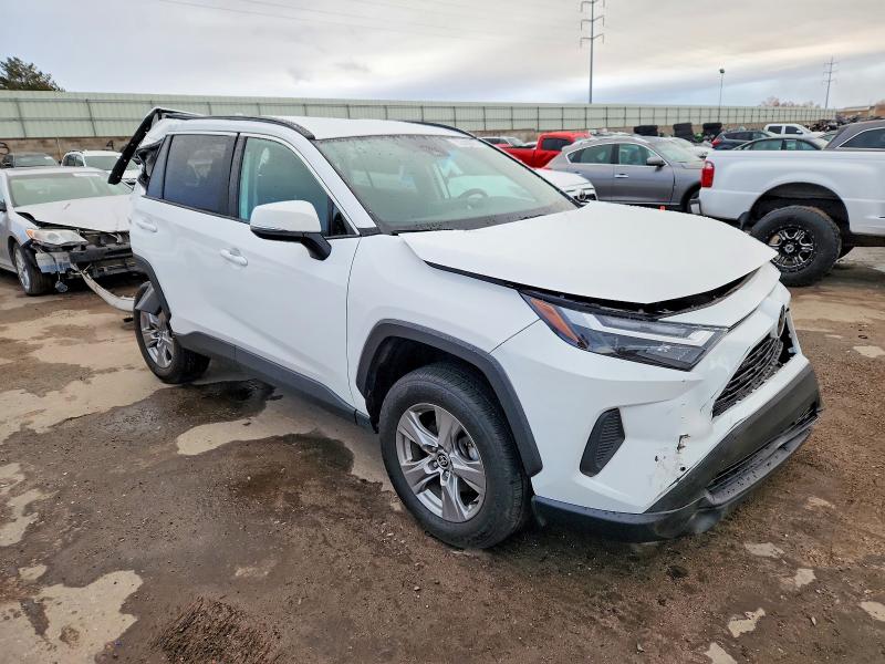 Photo 4 from auction – 2024 TOYOTA RAV4 XLE with VIN 2T3W1RFV2RW326356