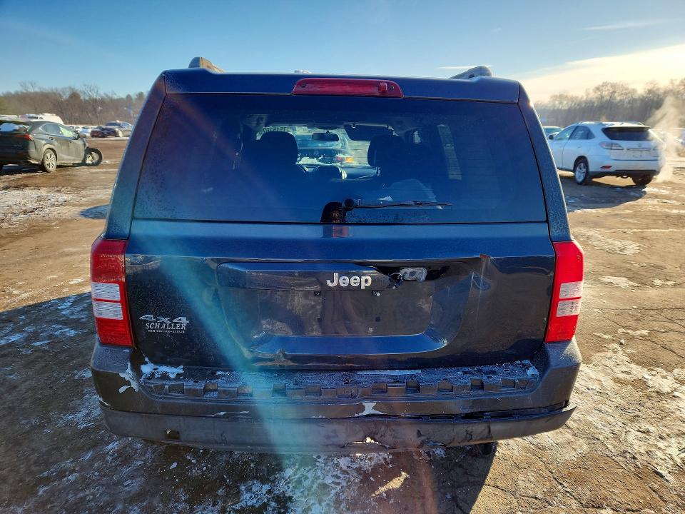 Photo 6 from auction – 2015 JEEP PATRIOT with VIN 1C4NJRFB3FD168247