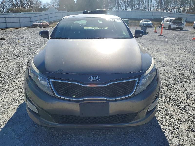 Photo 5 from auction – 2015 KIA OPTIMA EX with VIN 5XXGN4A79FG403579