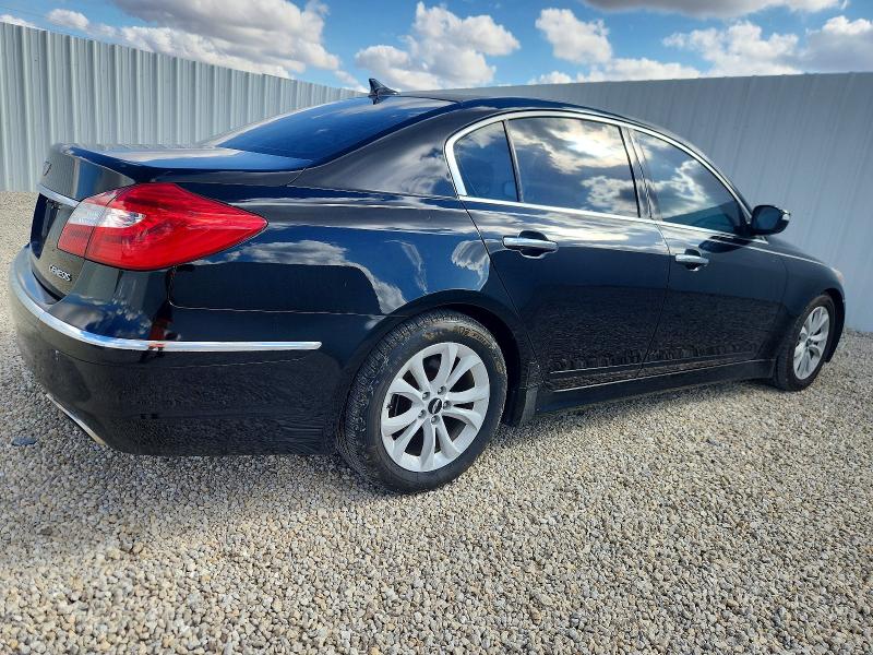 Photo 3 from auction – 2012 HYUNDAI GENESIS 3. with VIN KMHGC4DD1CU180978