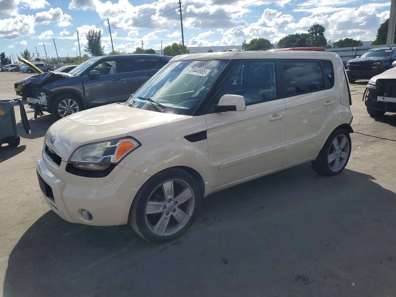 Снимка 1 от търг – 2011 KIA SOUL + с VIN KNDJT2A23B7733872