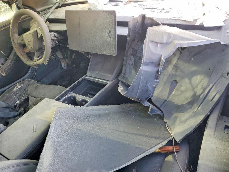 Photo 8 from auction – 2025 TESLA MODEL 3 with VIN 5YJ3E1EA6SF014611