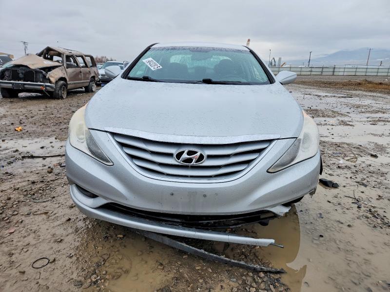 Photo 5 from auction – 2013 HYUNDAI SONATA GLS with VIN 5NPEB4AC8DH807830