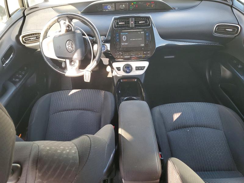 Photo 8 from auction – 2018 TOYOTA PRIUS PRIM with VIN JTDKARFP9J3098136