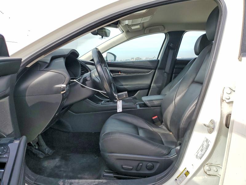 Photo 7 from auction – 2020 MAZDA 3 with VIN 3MZBPADLXLM138612