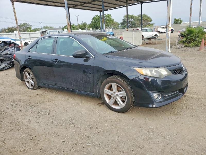 Foto 4 de la subasta – 2014 TOYOTA CAMRY con VIN 4T1BF1FK8EU320264