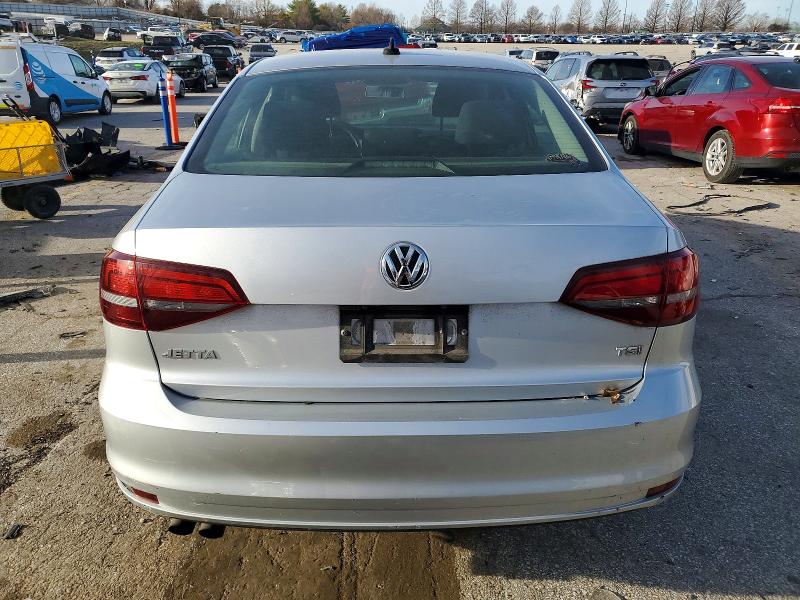 Photo 6 from auction – 2016 VOLKSWAGEN JETTA S with VIN 3VW267AJ4GM247761