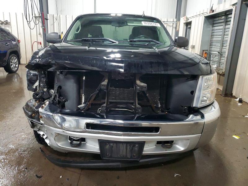 Photo 5 from auction – 2013 CHEVROLET SILVERADO with VIN 1GCRKSE72DZ292058