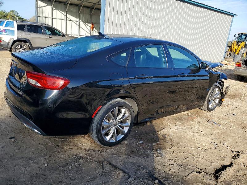 Photo 3 from auction – 2016 CHRYSLER 200 with VIN 1C3CCCBG5GN157699