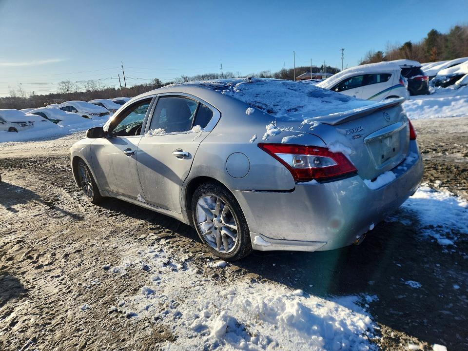 Photo 2 from auction – 2011 NISSAN MAXIMA with VIN 1N4AA5AP6BC833545