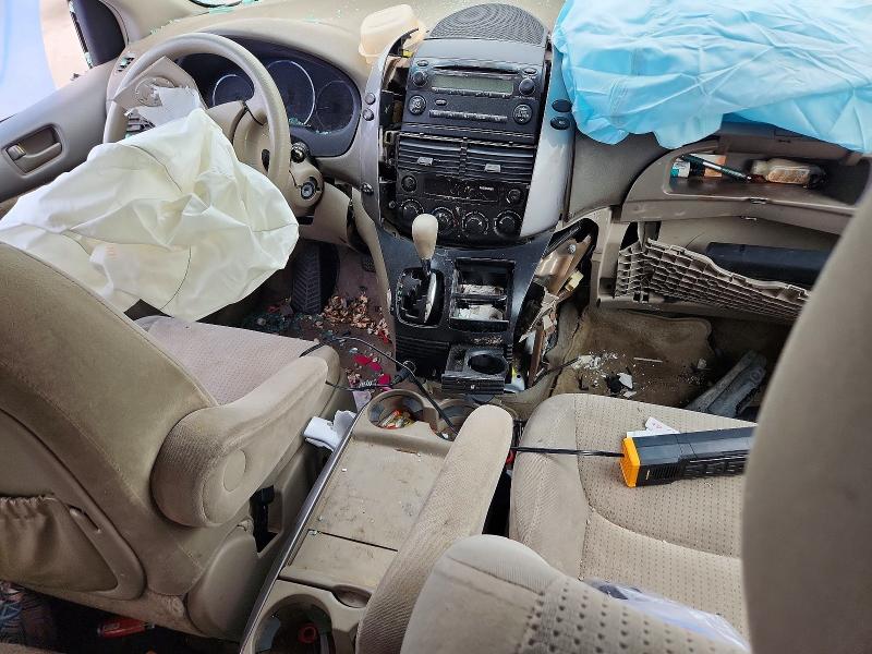 Photo 8 from auction – 2009 TOYOTA SIENNA CE with VIN 5TDZK23C19S263269
