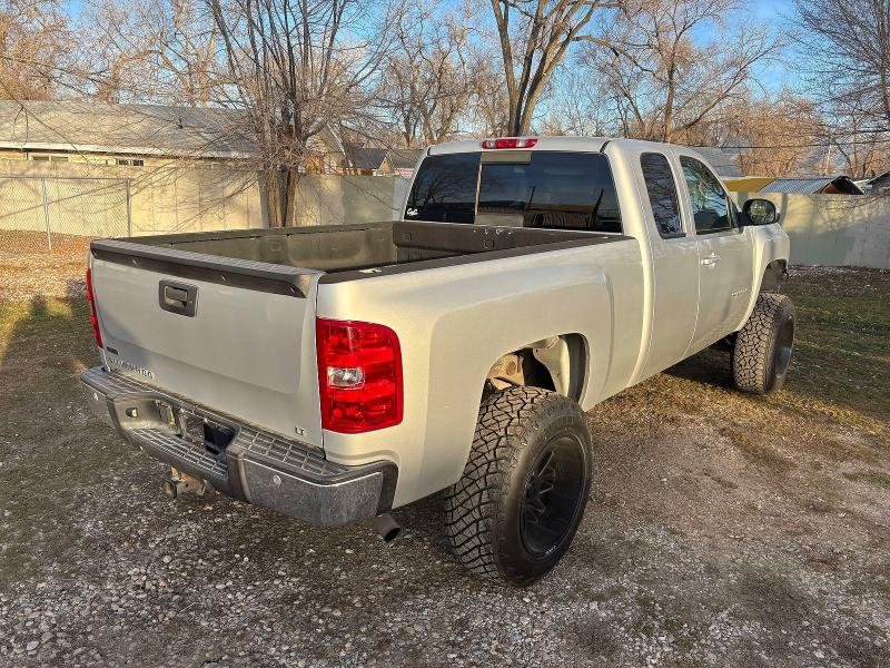 Photo 4 from auction – 2010 CHEVROLET SILVERADO with VIN 1GCSKSE35AZ123274