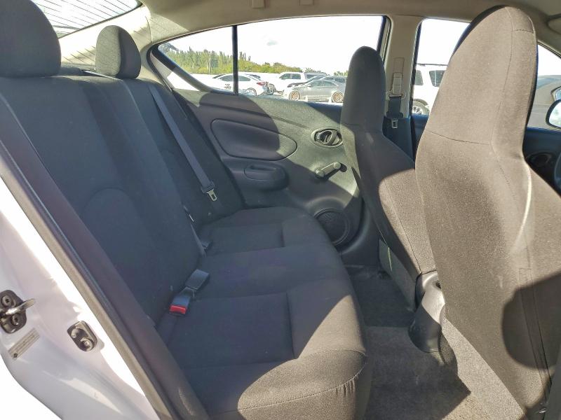 Photo 10 from auction – 2015 NISSAN VERSA S with VIN 3N1CN7AP1FL870518