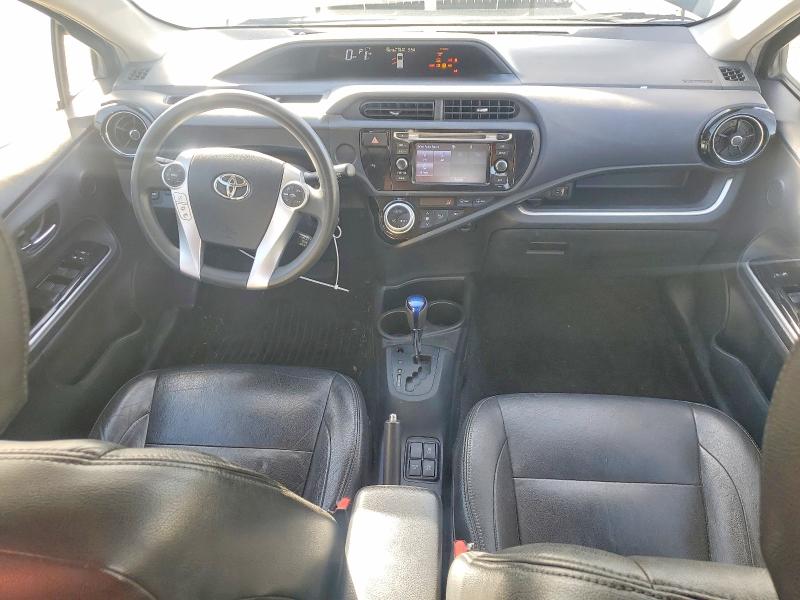 Photo 8 from auction – 2015 TOYOTA PRIUS C with VIN JTDKDTB35F1102953