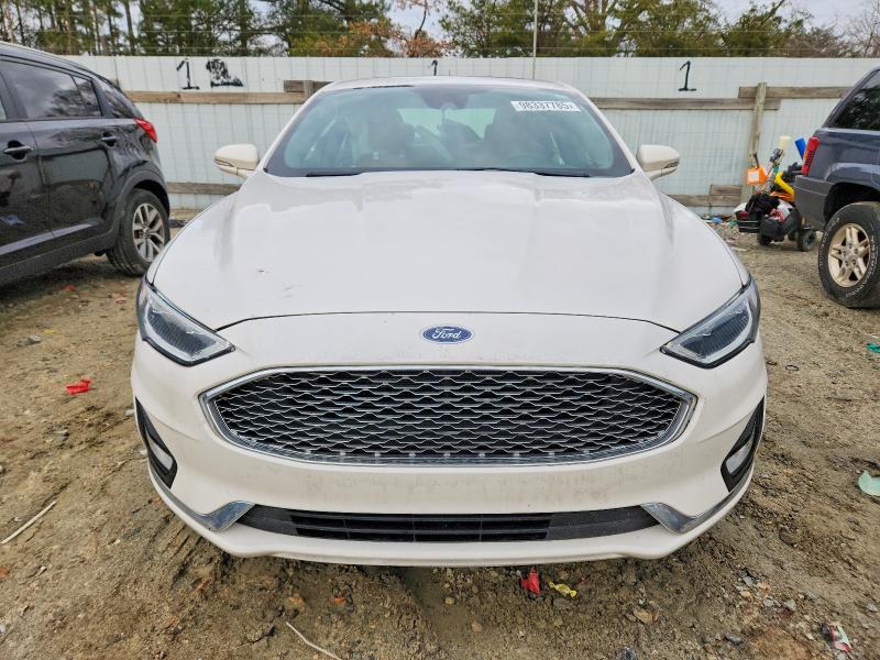 Photo 5 from auction – 2019 FORD FUSION TIT with VIN 3FA6P0SU0KR236162