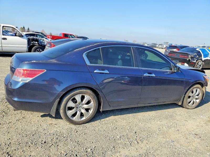 Photo 3 from auction – 2010 HONDA ACCORD EXL with VIN 5KBCP3F85AB007697