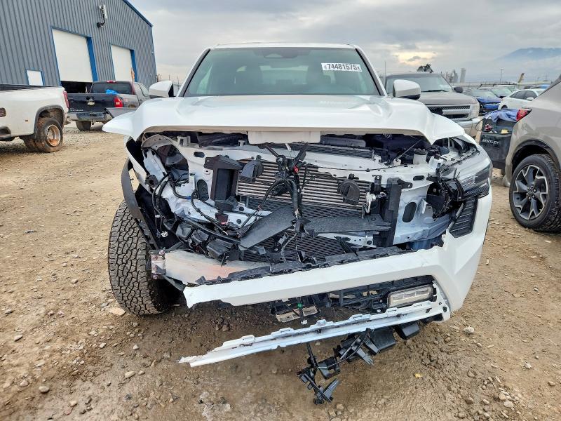 Photo 5 from auction – 2025 TOYOTA TACOMA DOU with VIN 3TMLB5JN2SM188468