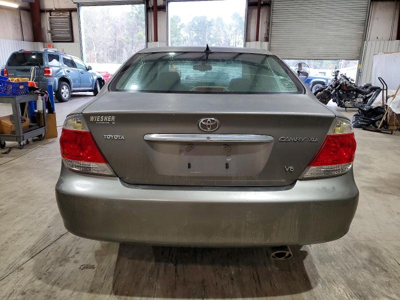 Photo 6 from auction – 2005 TOYOTA CAMRY LE with VIN JTDBF32K550163211