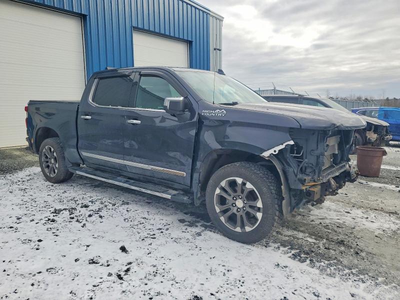 Photo 4 from auction – 2022 CHEVROLET SILVERADO with VIN 1GCUDJED2NZ584976