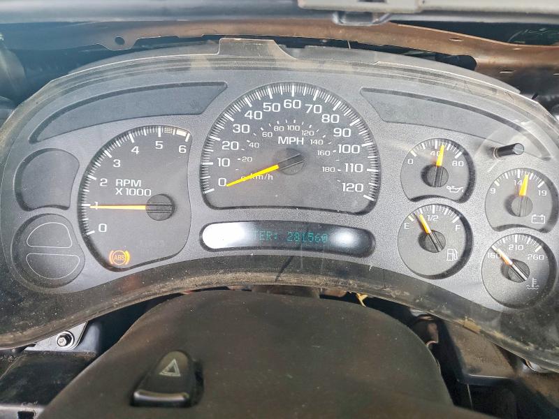 Photo 9 from auction – 2004 CHEVROLET SILVERADO with VIN 1GCEK14VX4Z217956