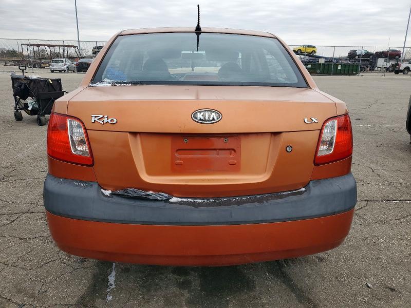Photo 6 from auction – 2008 KIA RIO with VIN KNADE123786325704