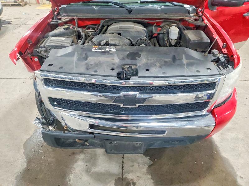 Photo 11 from auction – 2011 CHEVROLET SILVERADO with VIN 1GCPKSE32BF196983