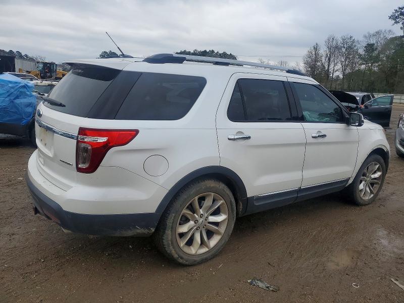 Photo 3 from auction – 2013 FORD EXPLORER with VIN 1FM5K7F86DGC33296