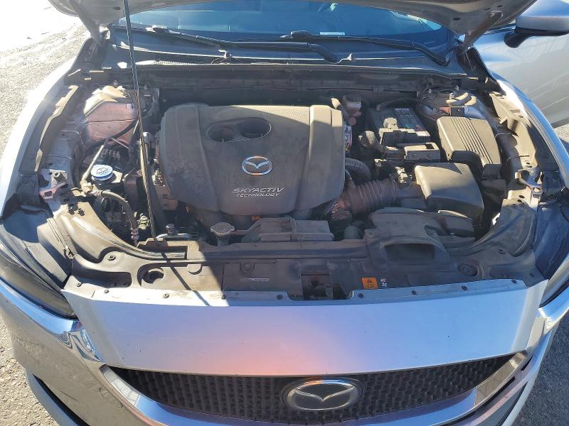 Photo 11 from auction – 2018 MAZDA 6 TOURING with VIN JM1GL1VM5J1333717