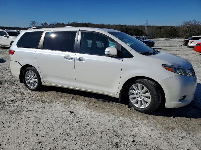 Photo 4 from auction – 2015 TOYOTA SIENNA XLE with VIN 5TDYK3DC9FS600881