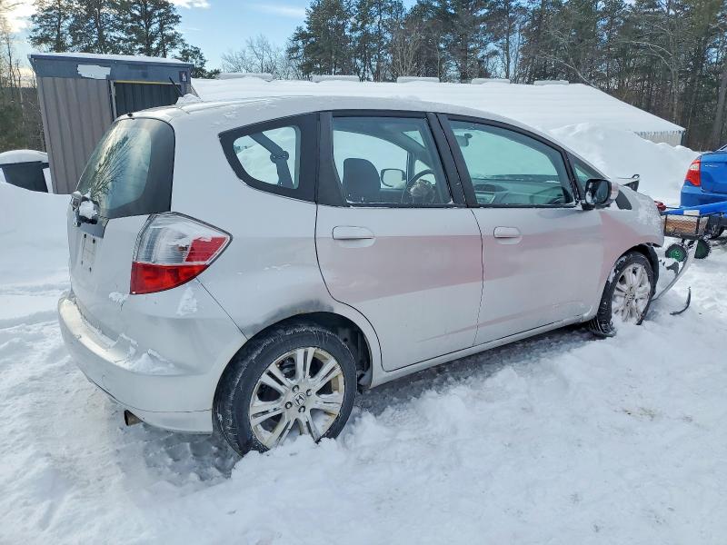Photo 3 from auction – 2013 HONDA FIT with VIN JHMGE8G38DC073845