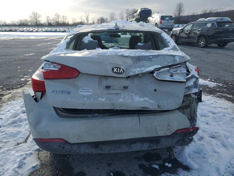 Photo 6 from auction – 2015 KIA FORTE with VIN KNAFK4A65F5292526