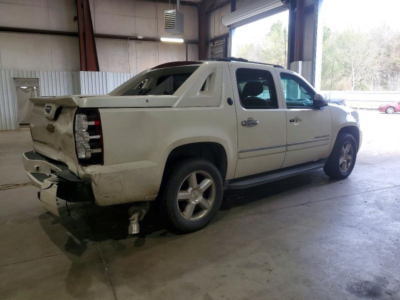 Photo 3 from auction – 2013 CHEVROLET AVALANCHE with VIN 3GNMCGE05DG241605