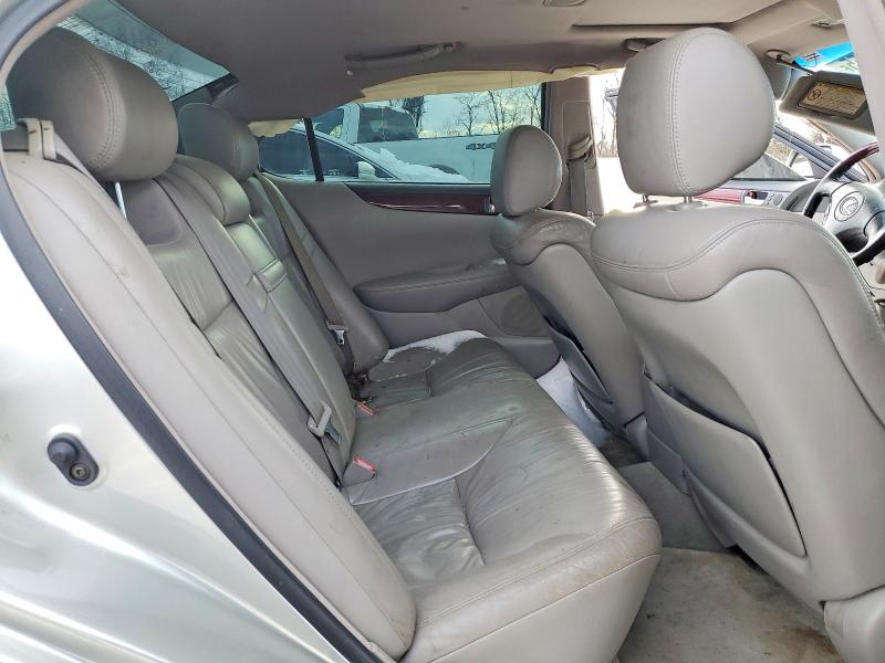 صورة رقم 10 من المزاد - 2003 LEXUS ES مع VIN JTHBF30G036003194