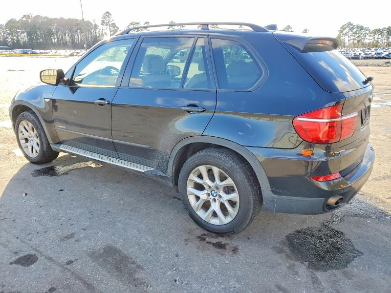 Photo 2 from auction – 2012 BMW X5 XDRIVE3 with VIN 5UXZV4C54CL761235