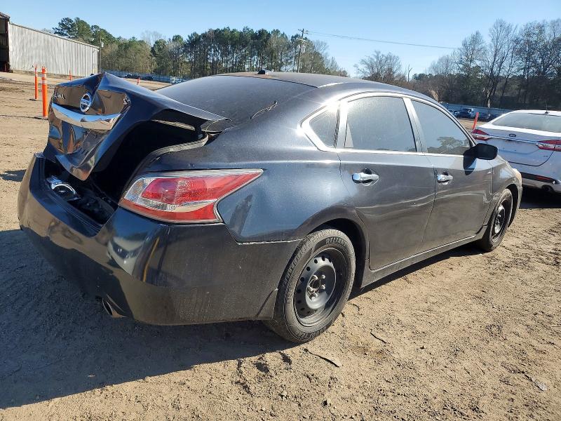 Photo 3 from auction – 2015 NISSAN ALTIMA 2.5 with VIN 1N4AL3AP4FC202183