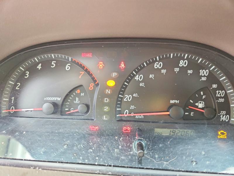 Photo 9 from auction – 2003 TOYOTA CAMRY LE with VIN 4T1BE32K73U205172