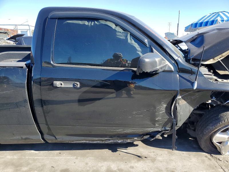 Photo 10 from auction – 2014 RAM 1500 with VIN 3C6JR6AT0EG102916