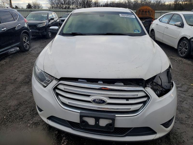 Photo 5 from auction – 2016 FORD TAURUS with VIN 1FAHP2F80GG112344