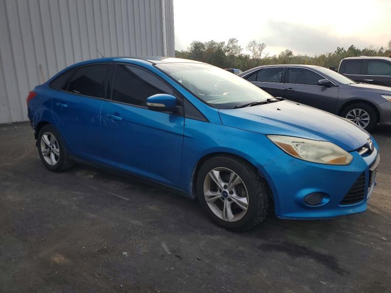 Photo 4 from auction – 2014 FORD FOCUS SE with VIN 1FADP3F28EL457979