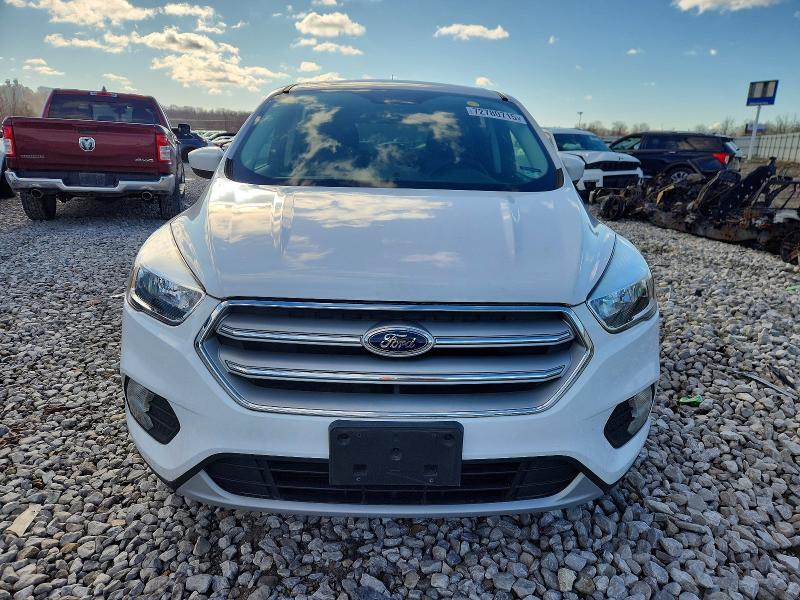 Photo 5 from auction – 2019 FORD ESCAPE SE with VIN 1FMCU9GD6KUB03025