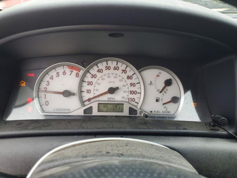 Photo 9 from auction – 2005 TOYOTA COROLLA with VIN 2T1BR32E25C352194