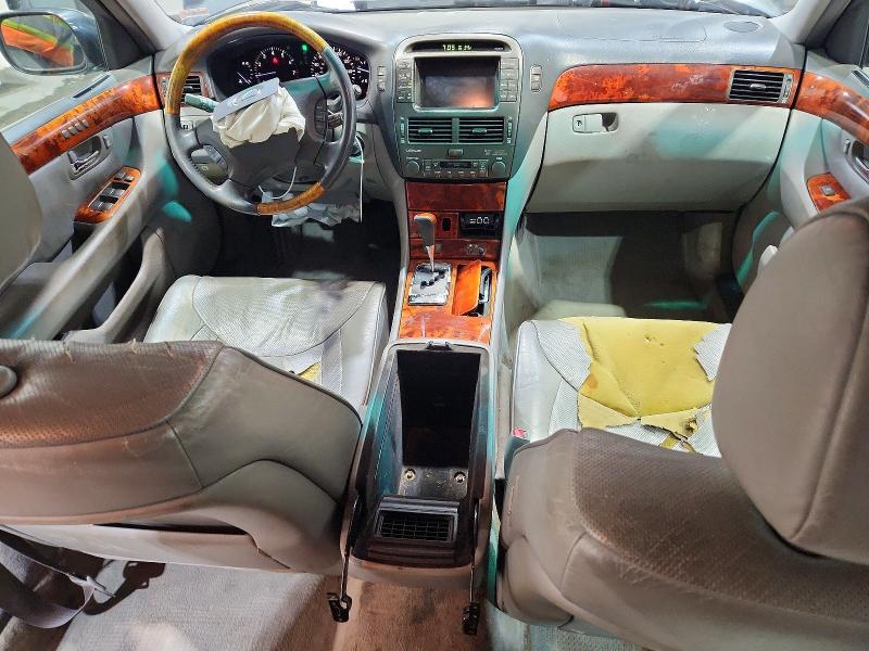 Photo 8 from auction – 2004 LEXUS LS with VIN JTHBN36F940156517