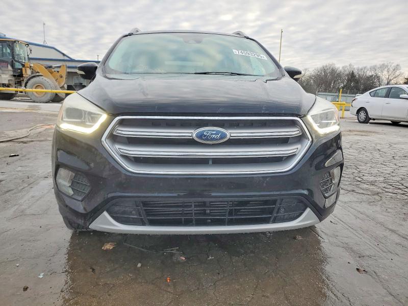 Photo 5 from auction – 2017 FORD ESCAPE with VIN 1FMCU0J9XHUE01263