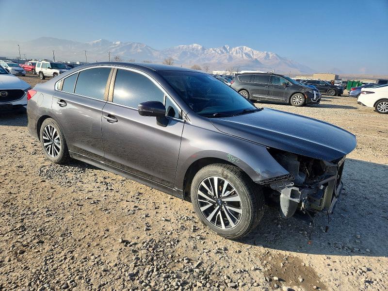 Photo 4 from auction – 2018 SUBARU LEGACY 2.5 with VIN 4S3BNAF62J3045632