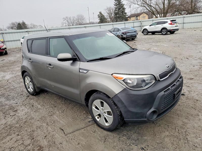 Photo 4 from auction – 2016 KIA SOUL with VIN KNDJN2A2XG7287298