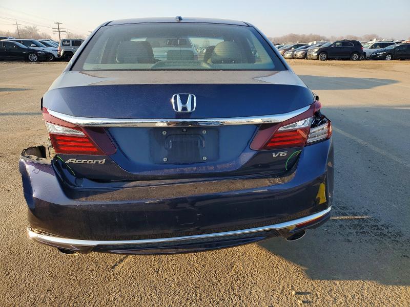Photo 6 from auction – 2016 HONDA ACCORD with VIN 1HGCR3F80GA032857