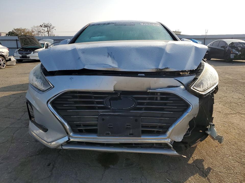 Photo 5 from auction – 2019 HYUNDAI SONATA with VIN 5NPE24AFXKH768861